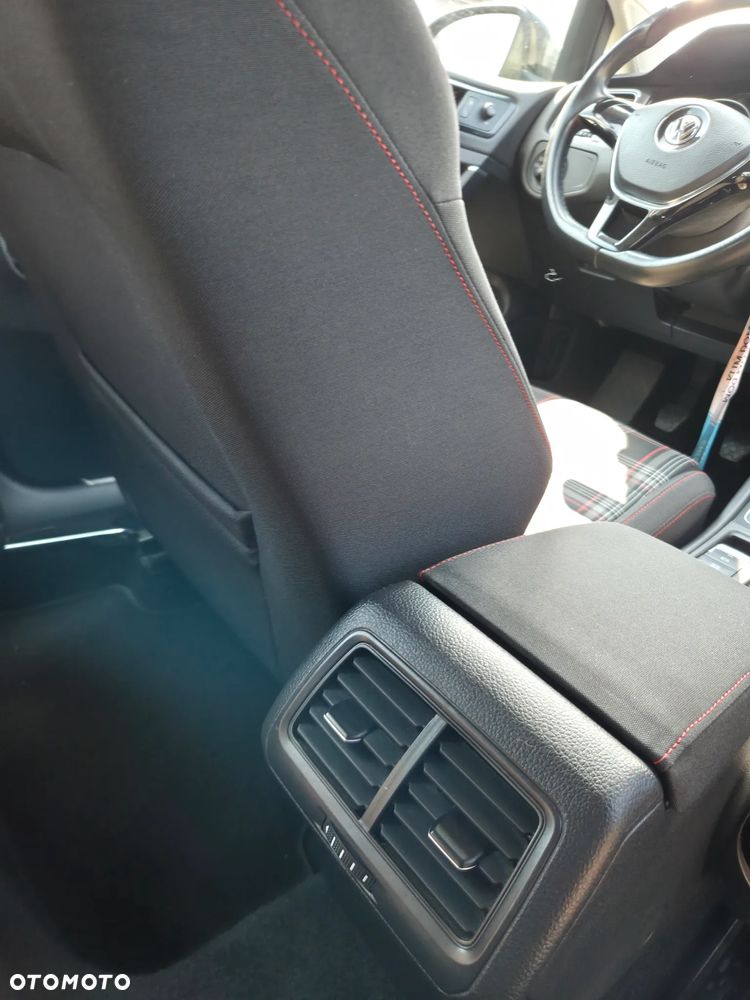 Volkswagen Golf 1.6 TDI BlueMotion Trendline - 17