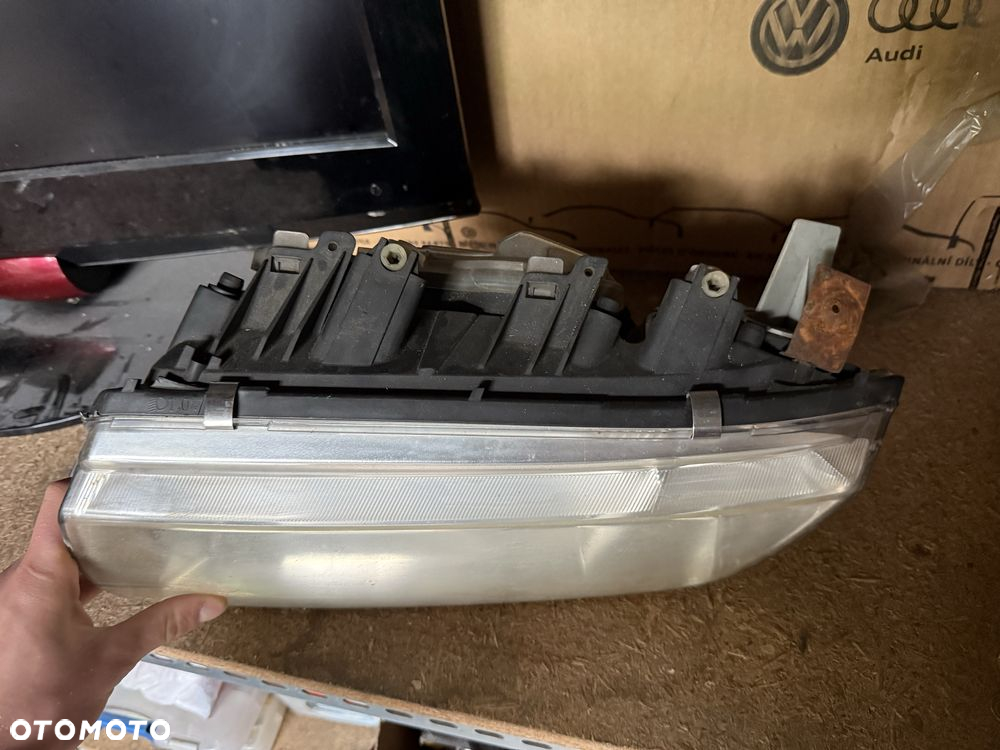 Lampa Lewy Przód Przednia Skoda Fabia I 1 - 2