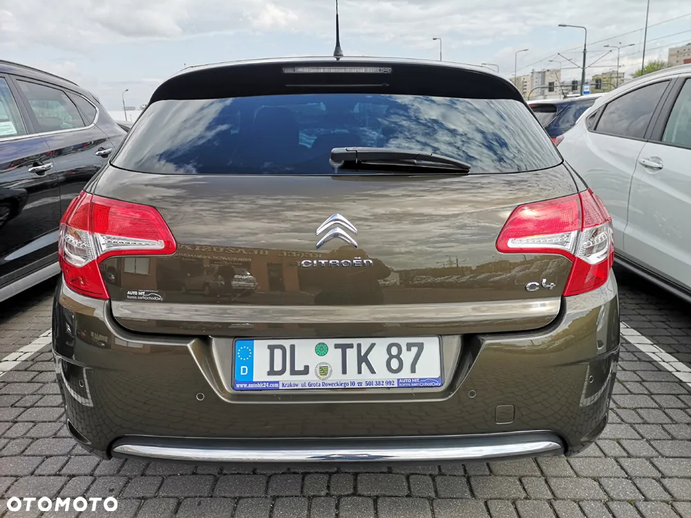 Citroën C4 2.0 HDi Exclusive - 4