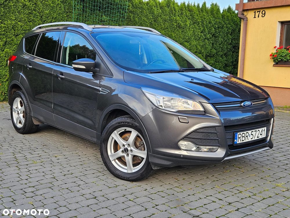 Ford Kuga 2.0 TDCi 2x4 Titanium - 6