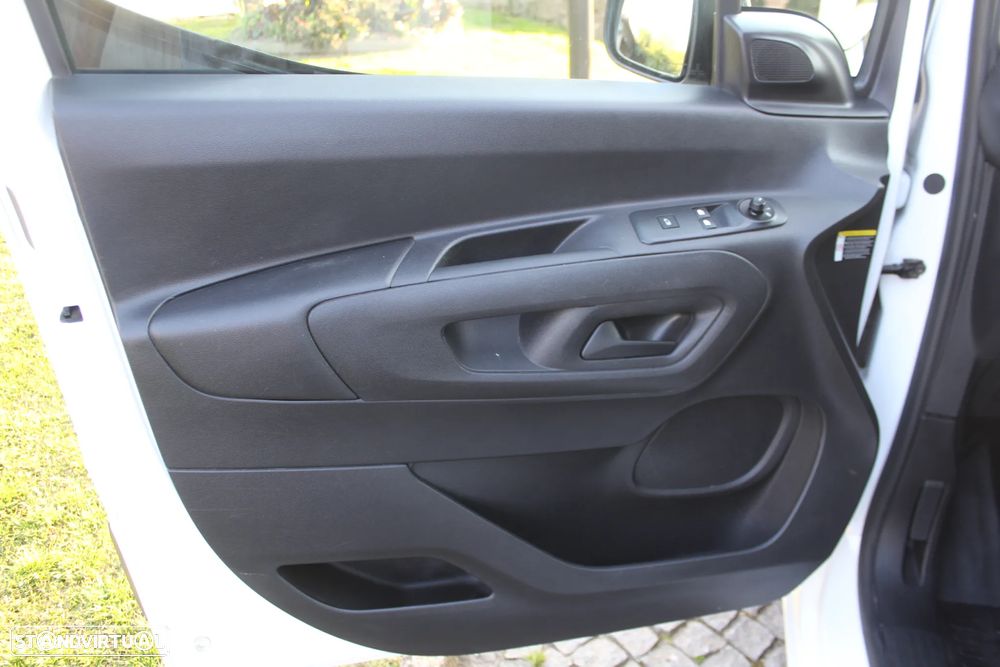 Citroën BERLINGO 1.5 DCI - 3 LUG. - A/C - IVA DEDUTIVEL - 10