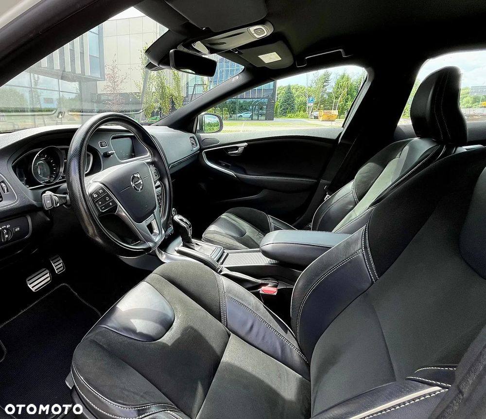 Volvo V40 T3 Drive-E R-Design Momentum - 7
