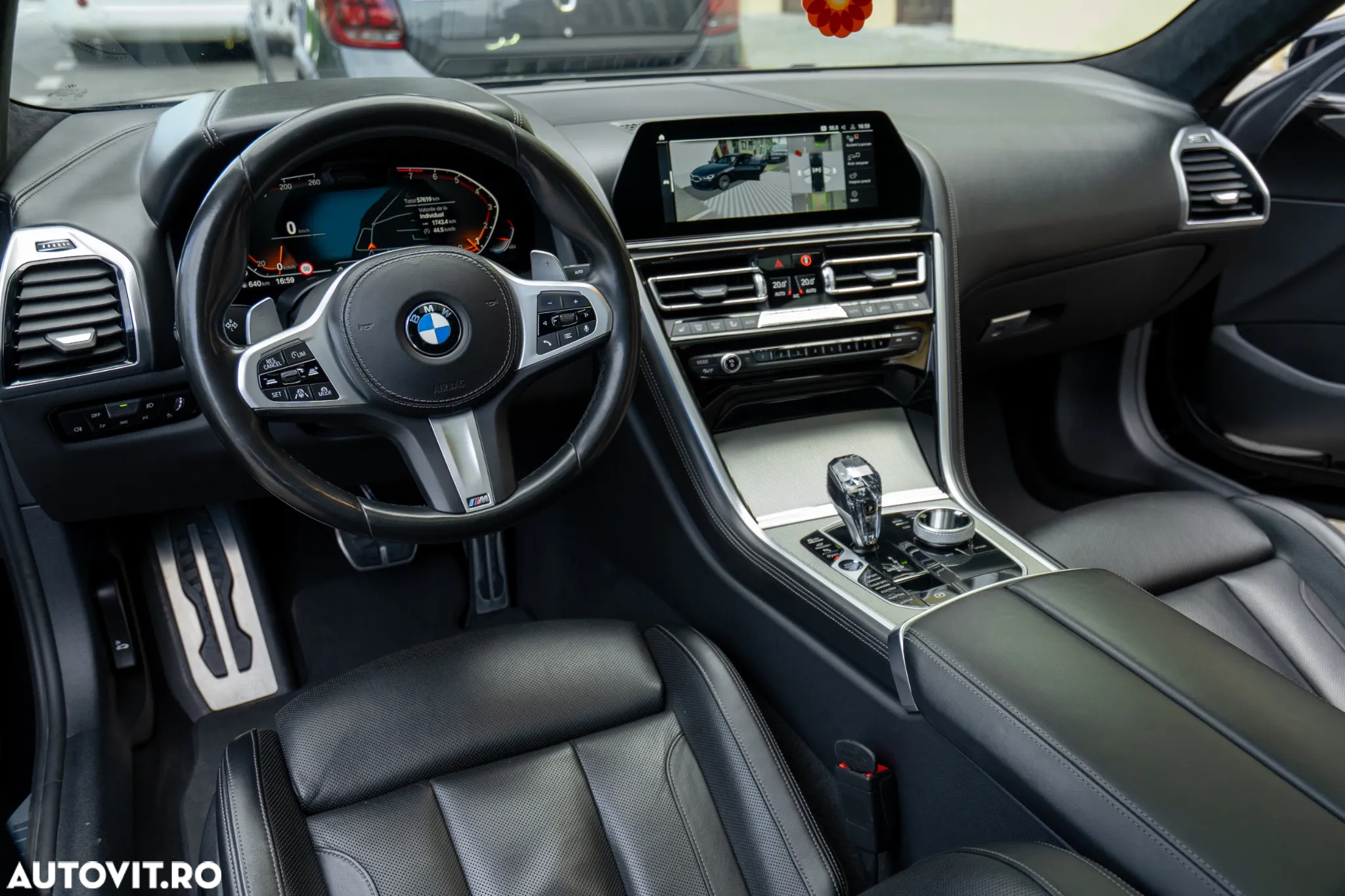 BMW Seria 8 840i xDrive - 14