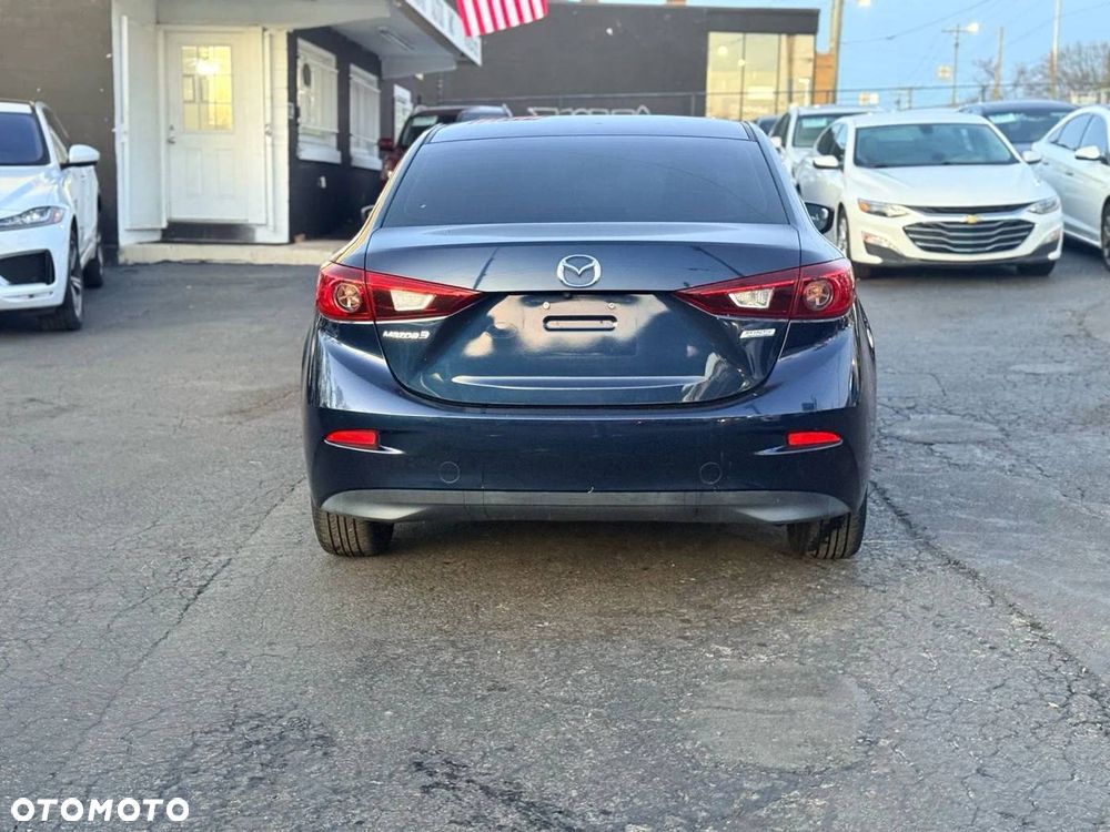 Mazda 3 - 5