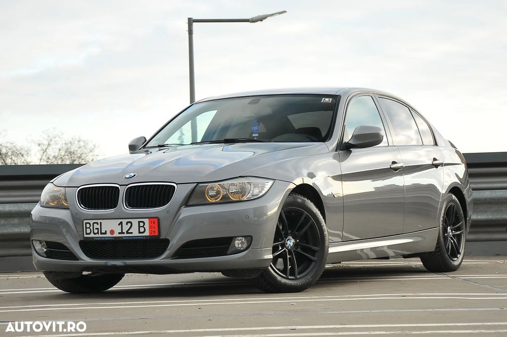 BMW Seria 3 320d DPF Aut. Edition Fleet - 2