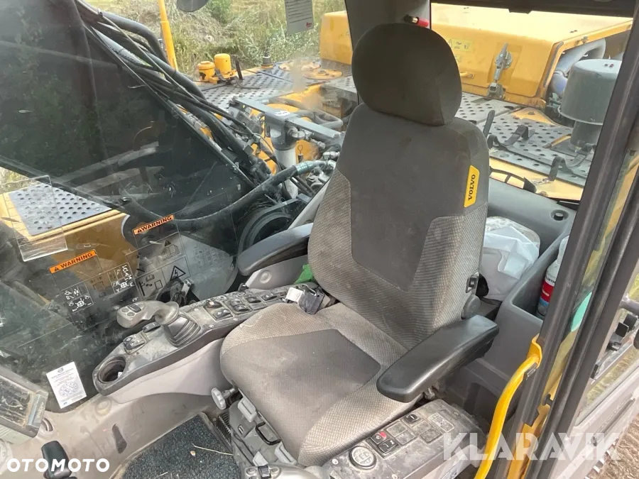 Volvo EC250DL - 16