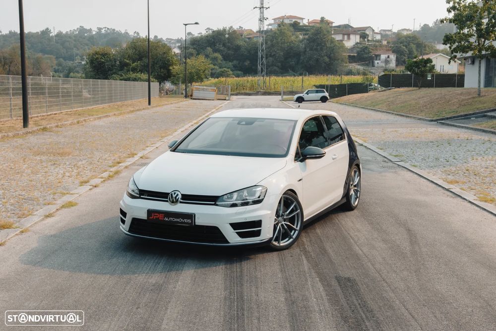 VW Golf R 4Motion BlueMotion - 3