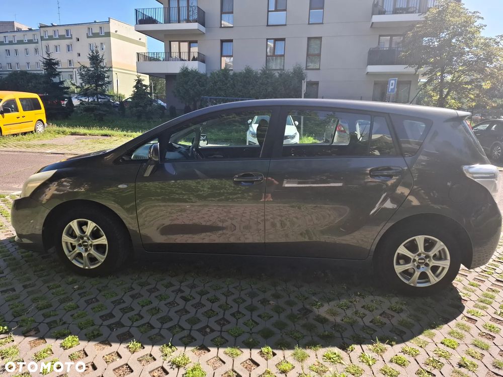 Toyota Verso 1.6 - 5