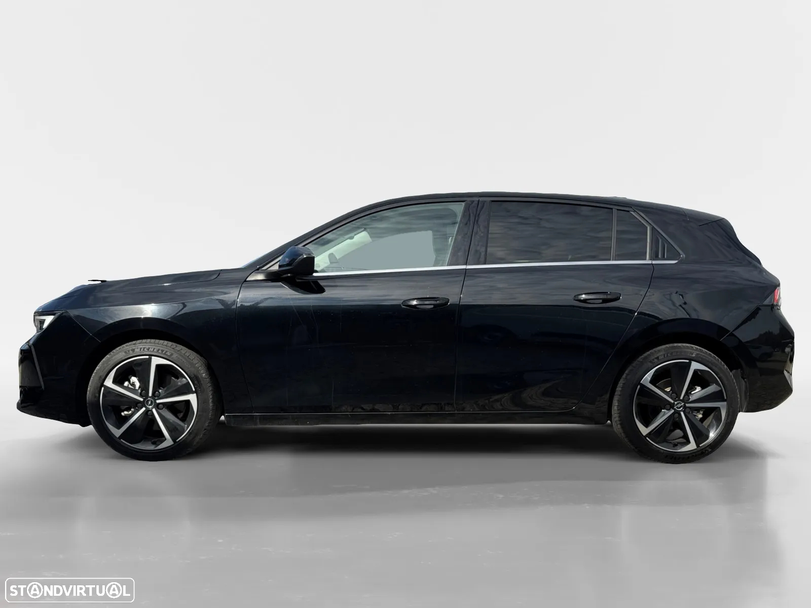 Opel Astra 1.5 D Elegance Aut. - 3