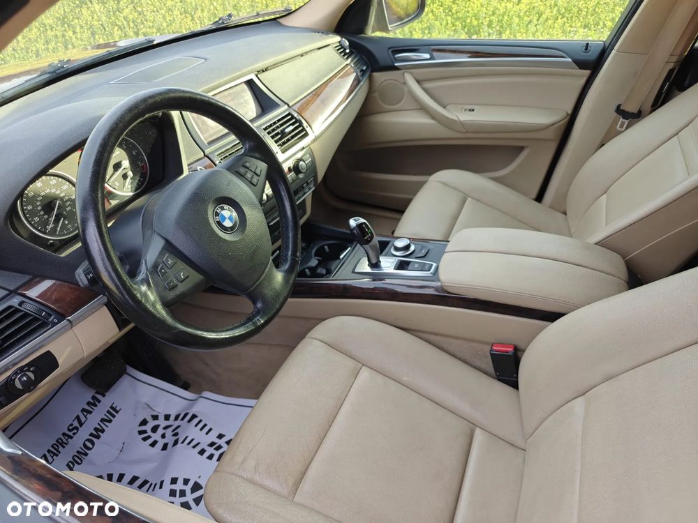 BMW X5 3.0si xDrive - 11