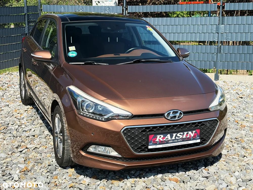 Hyundai i20 - 12