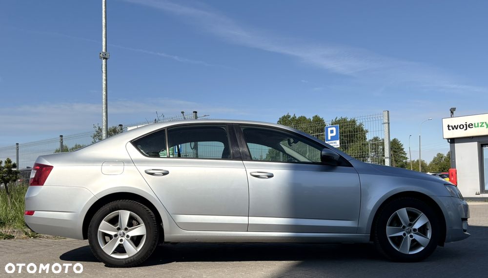 Skoda Octavia 1.4 TSI Ambition DSG - 4