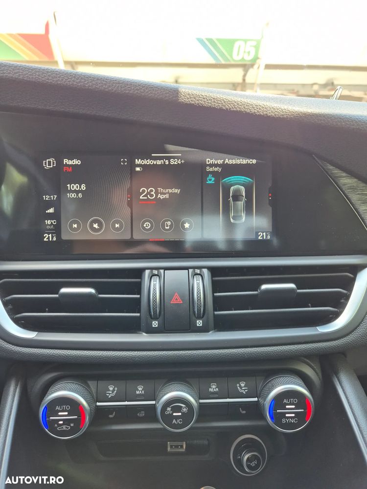 Alfa Romeo Giulia 2.0 Turbo RWD AT8 Super - 13