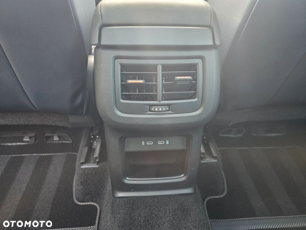 Cupra Ateca - 24