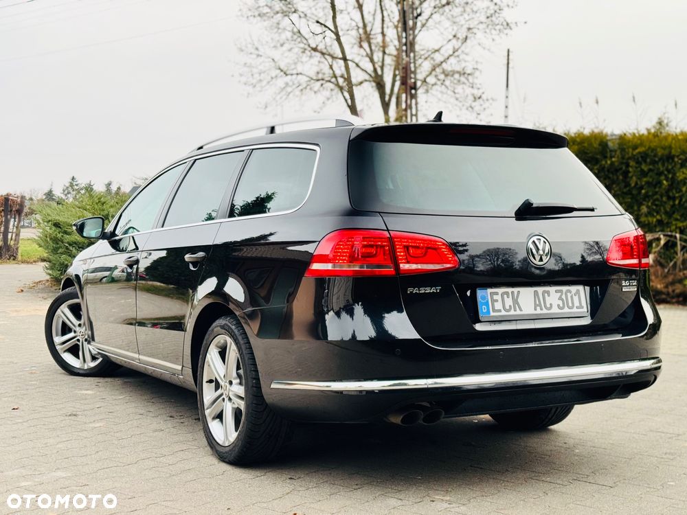 Volkswagen Passat 2.0 TDI DSG BlueMotion Technology Highline - 28
