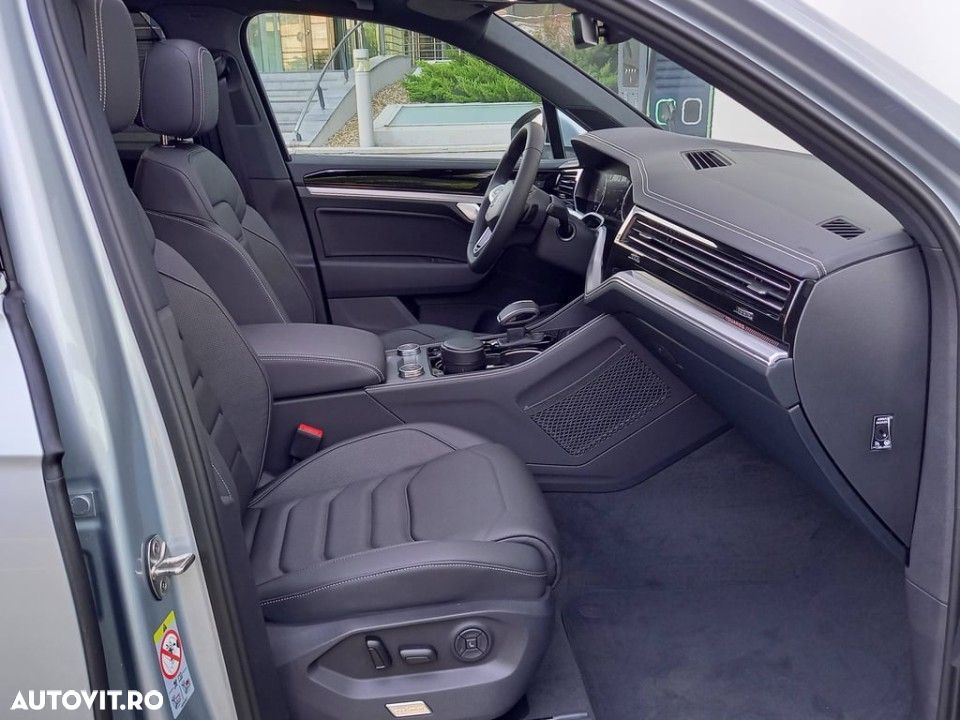 Volkswagen Touareg - 9