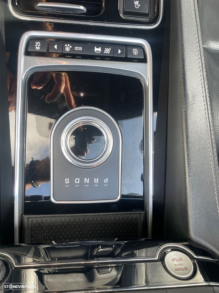 Jaguar F-Pace 2.0 i4D R-Sport Aut. - 26