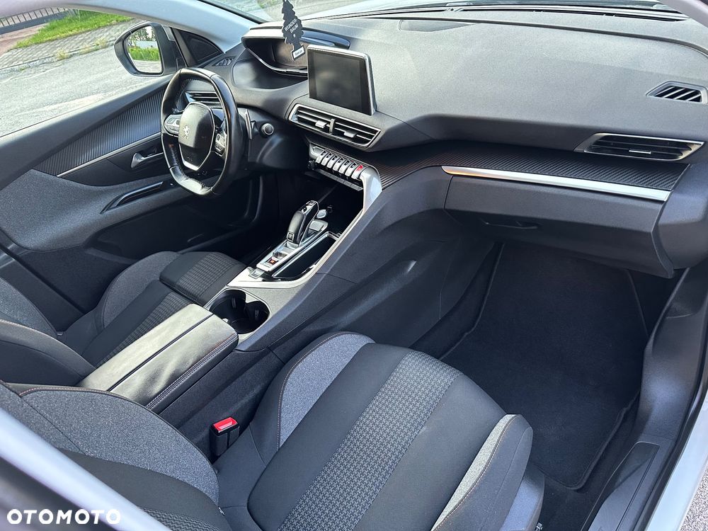 Peugeot 3008 1.6 BlueHDi Active S&S EAT6 - 15