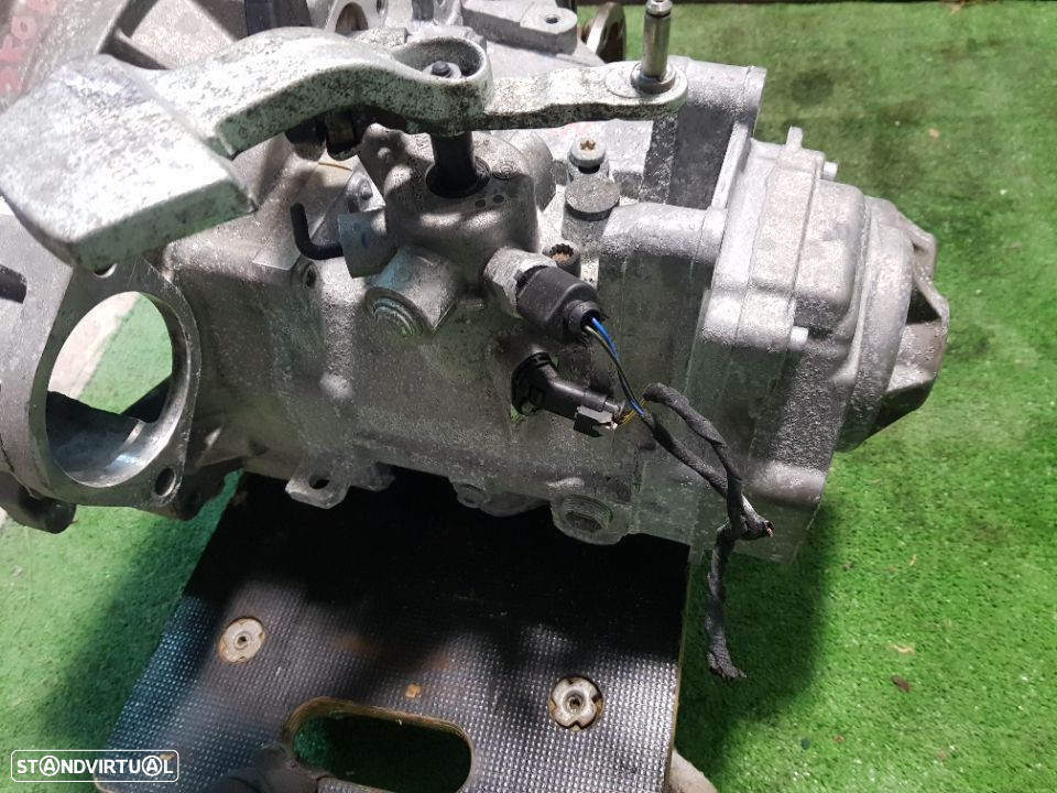 Caixa de velocidades de 6 Vw Seat Skoda Audi 1.5 TSI Ref. TKN A3 Leon T-Roc Fabia Octavia Ibiza 2018 - 2