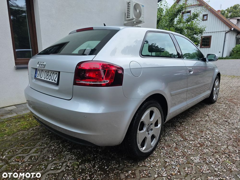 Audi A3 3-drzwiowe 1.6 TDI DPF Ambition - 30