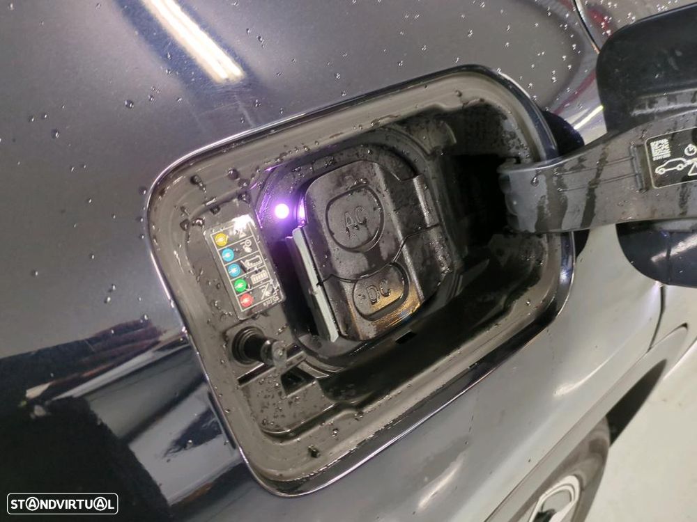 BMW iX3 Inspiring - 11