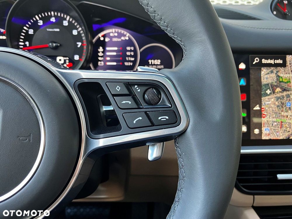 Porsche Cayenne Standard - 27