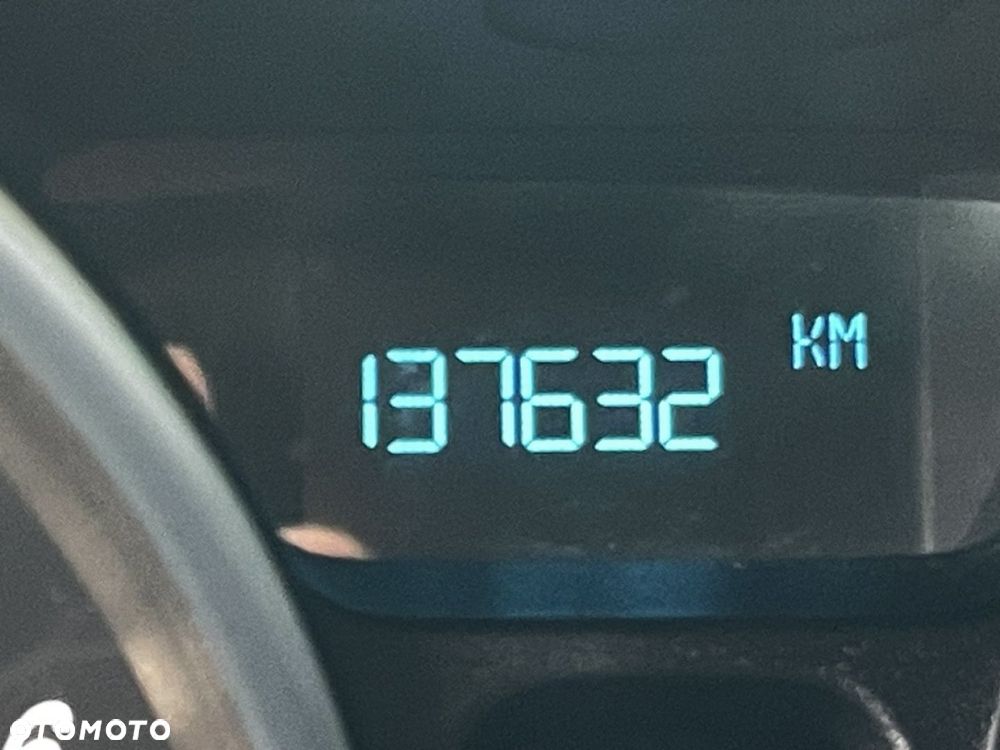 Ford Fiesta - 24