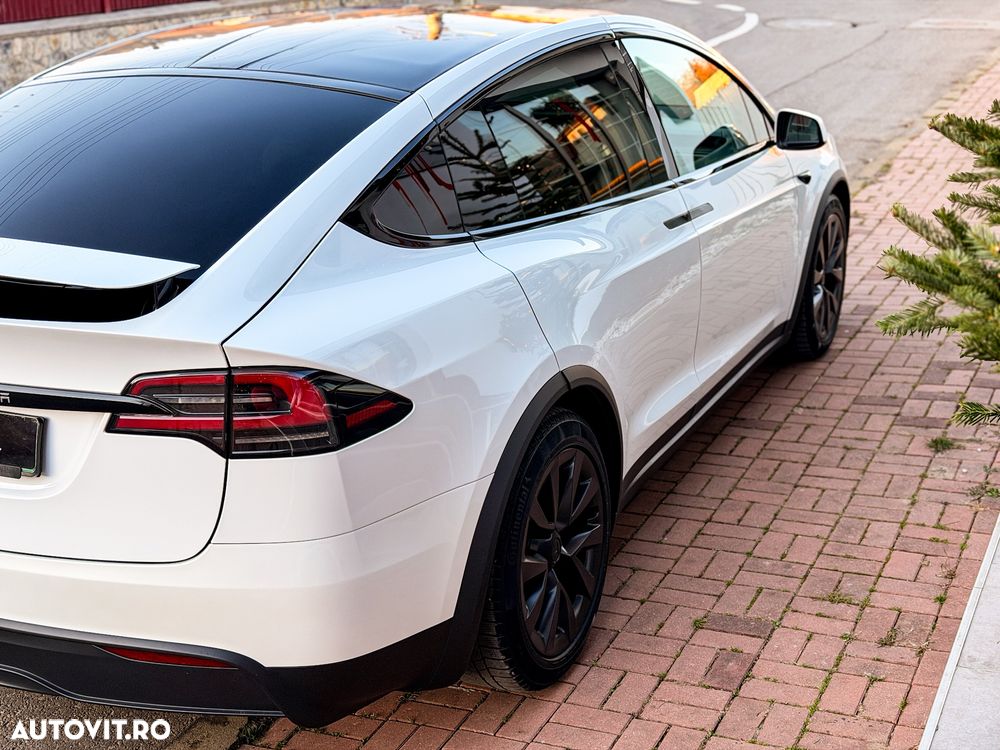 Tesla Model X Long Range - 17