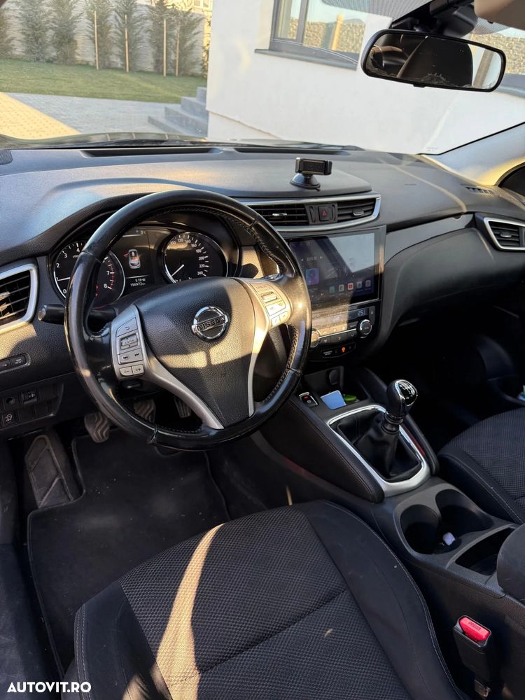 Nissan Qashqai 1.2 DIG-T ACENTA - 6