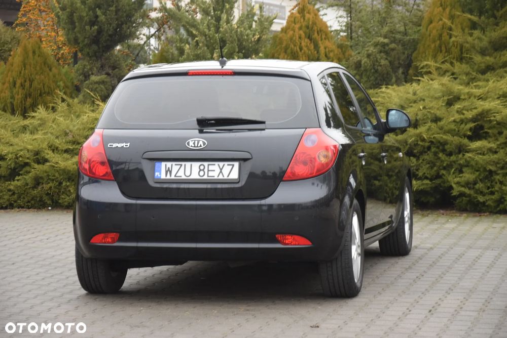 Kia Ceed 2.0 Optimum + - 35