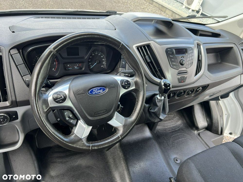 Ford Transit - 11