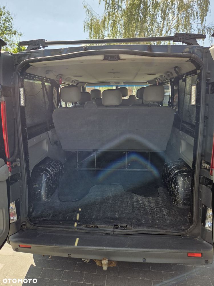 Opel Vivaro L2H1 2.9t - 11