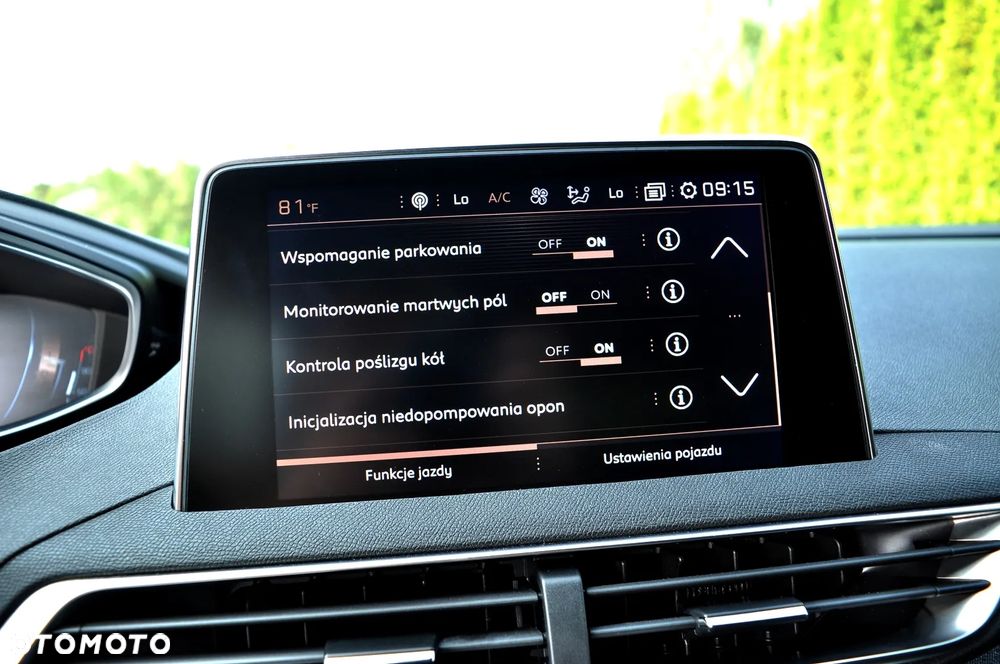 Peugeot 3008 1.2 PureTech Allure S&S - 28