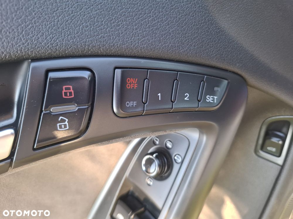 Audi A5 Coupé 3.2 FSI quattro tiptronic - 10