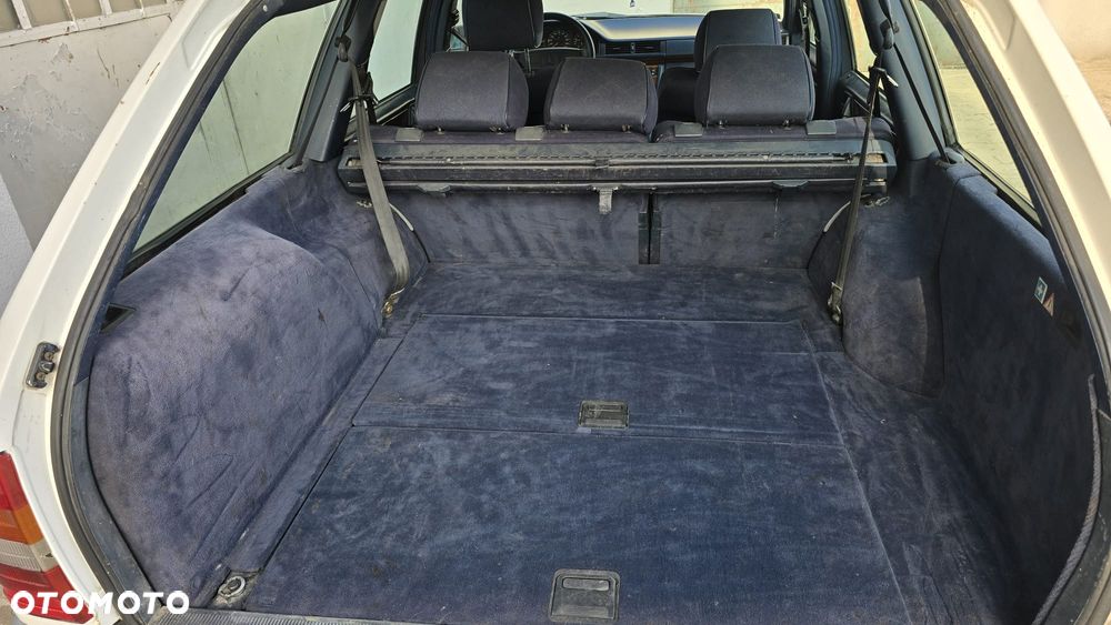 Mercedes-Benz W124 (1984-1993) - 15