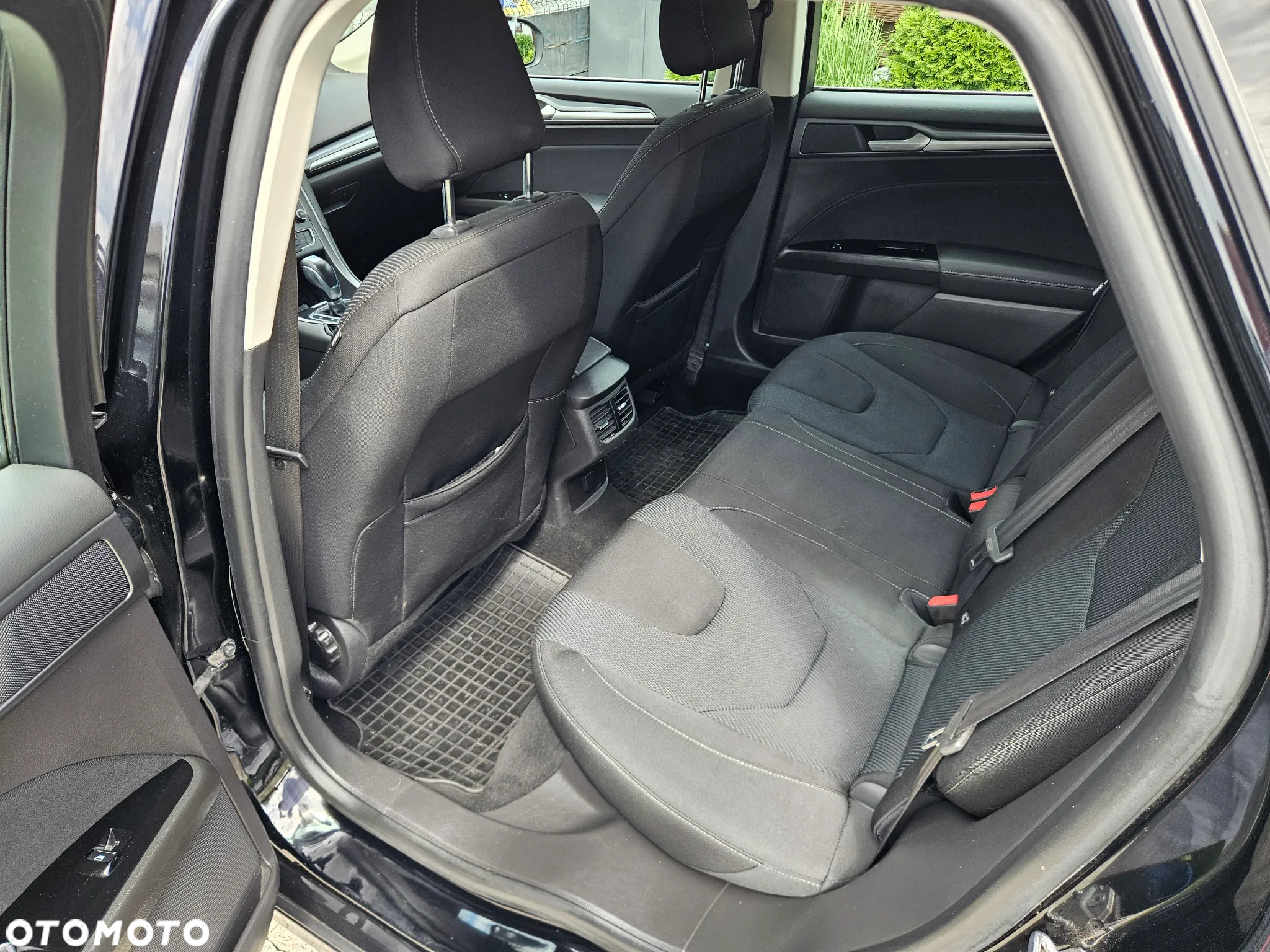 Ford Mondeo 2.0 TDCi Titanium PowerShift - 11