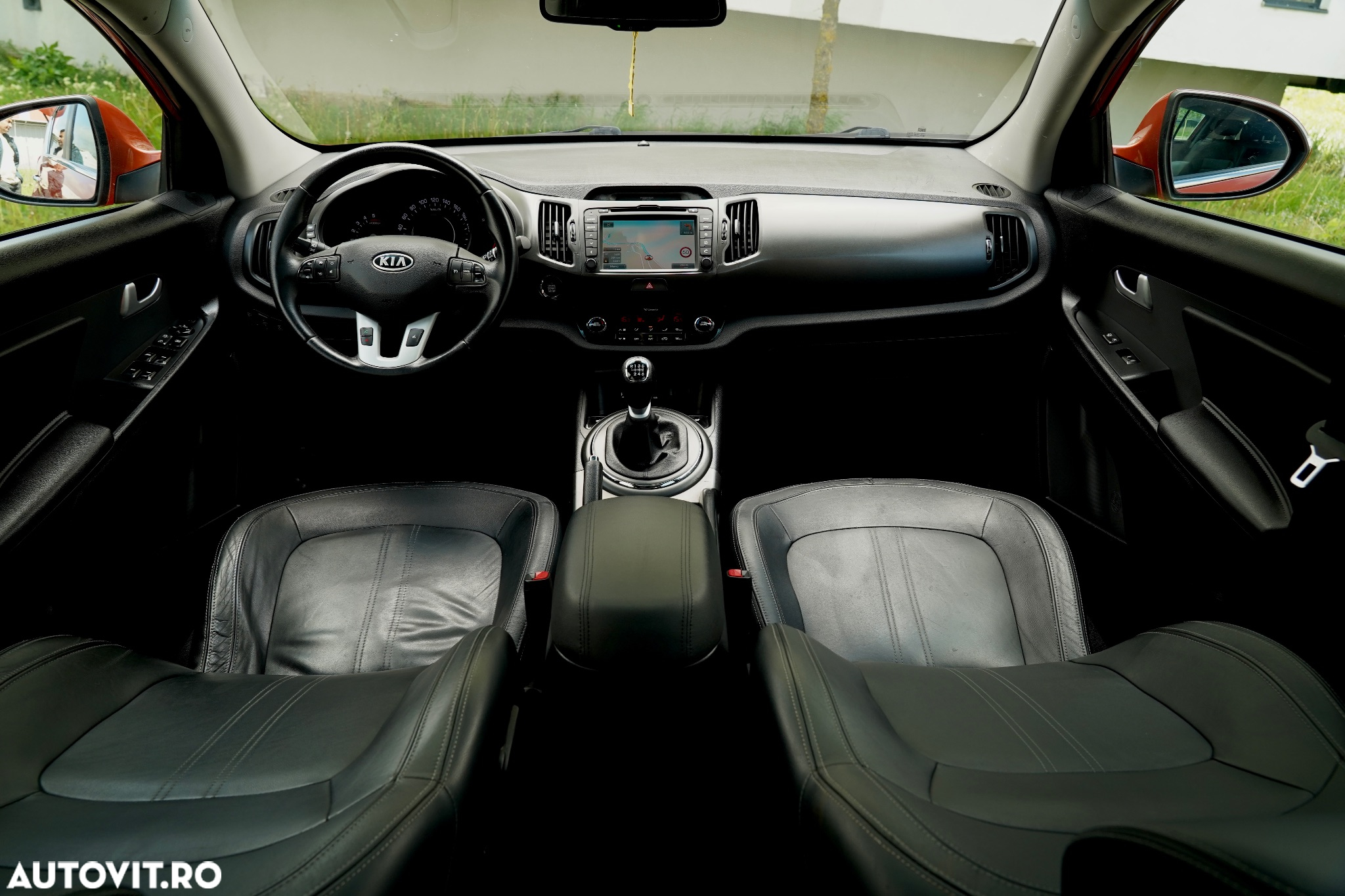 Kia Sportage 2.0 DSL MT 4x4 PREMIUM - 6