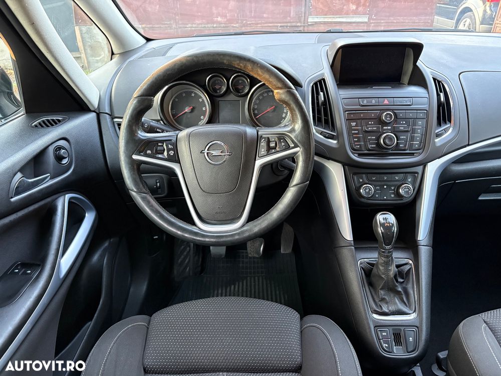 Opel Zafira 1.9 CDTI First Edition - 5