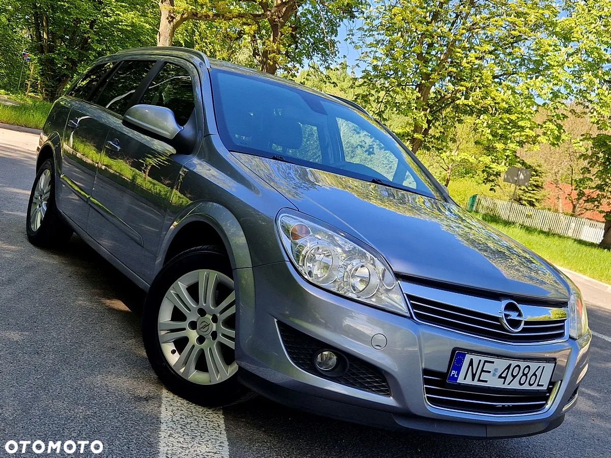 Opel Astra 1.6 Caravan Cosmo - 1