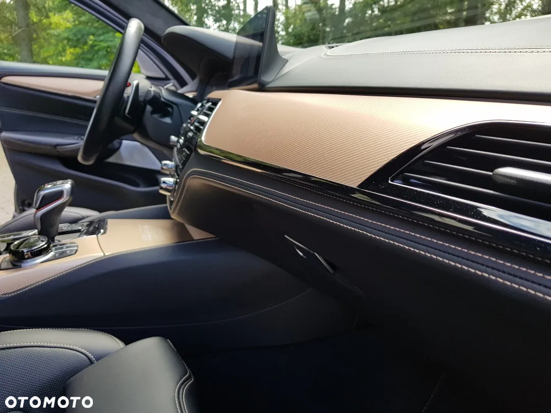 BMW M5 Competition - 27