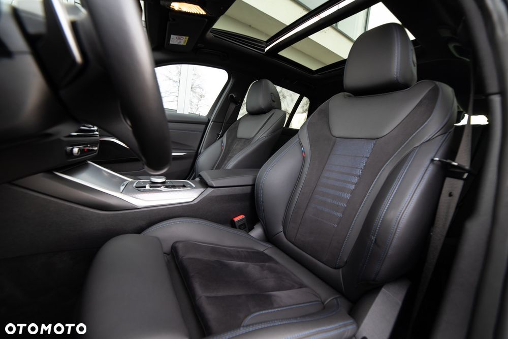 BMW Seria 3 320d xDrive M Sport Shadow sport - 30
