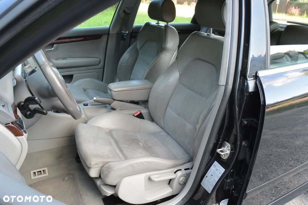 Audi A4 Avant 2.5 TDI - 13