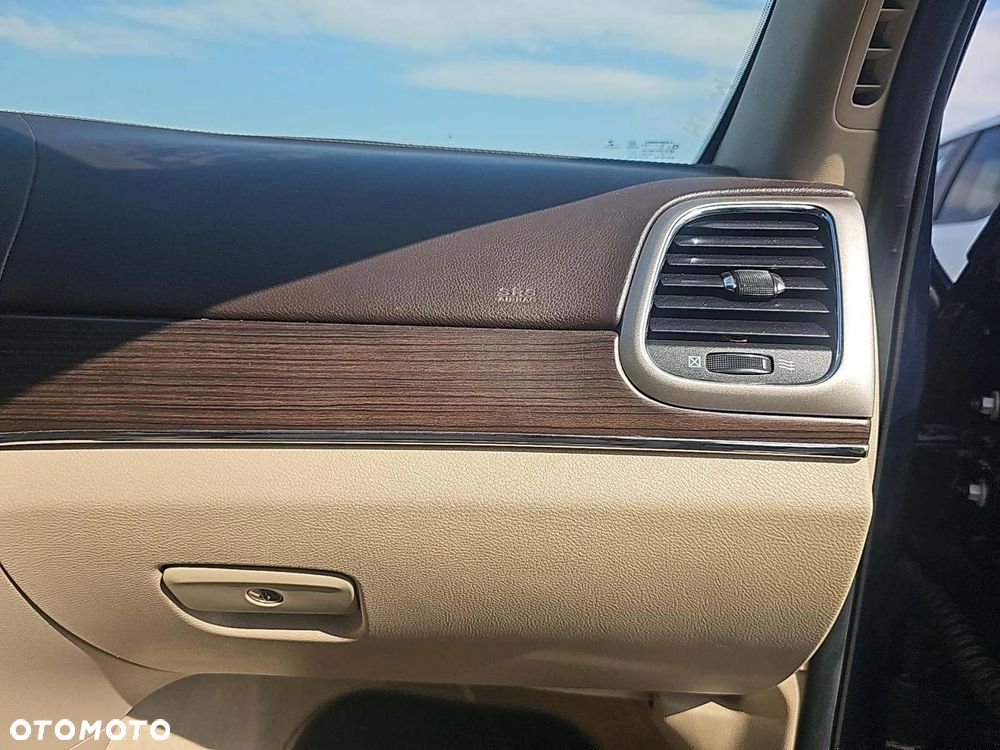 Jeep Grand Cherokee 5.7 V8 HEMI Overland - 11