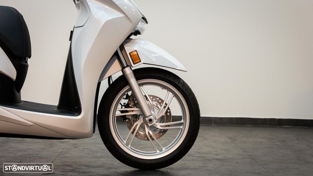 Honda SH 350 I - 10