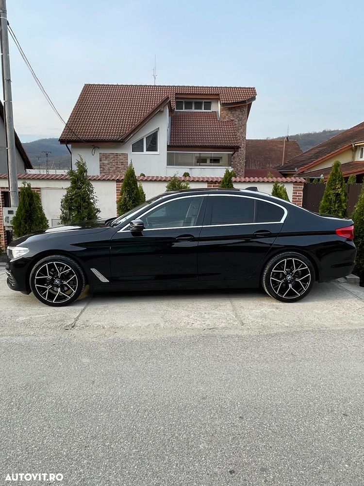 BMW Seria 5 520d xDrive AT - 11