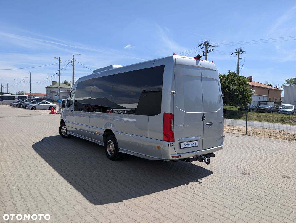 Mercedes-Benz Sprinter 519 - 11