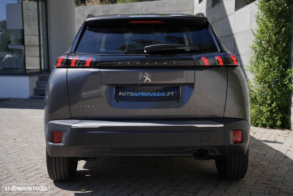 Peugeot 2008 1.2 PureTech Allure Pack - 31