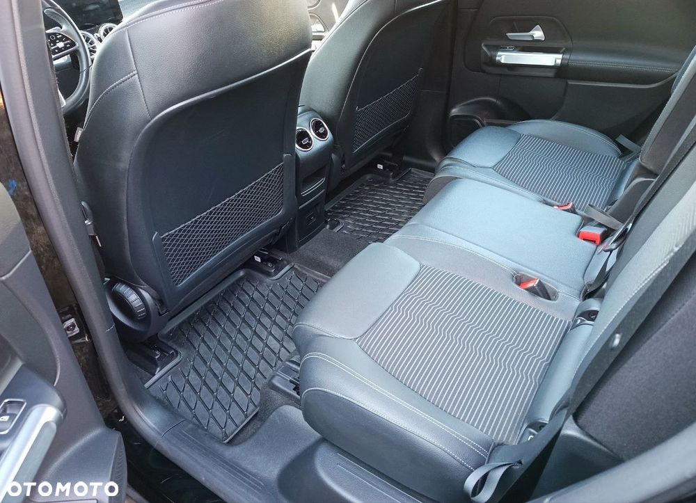 Mercedes-Benz EQB 300 66.5kWh 4-Matic Progressive - 7