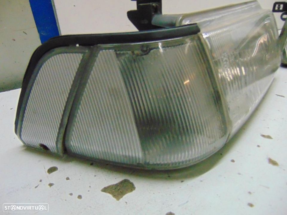 Toyota Corolla DX 3pt 85 faróis - 7