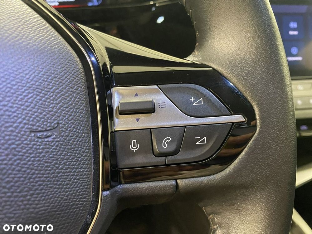 Peugeot 308 - 23